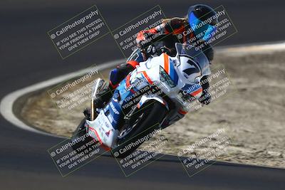 media/Sep-06-2025-CRA (Sat) [[cd32356307]]/Races/Race 3/